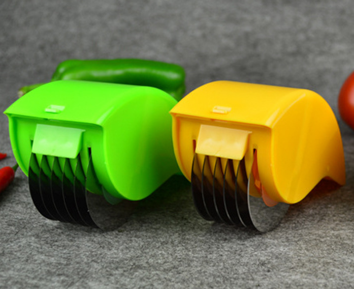 Creative Kitchen Tools - Rolling Vegetable Cutter